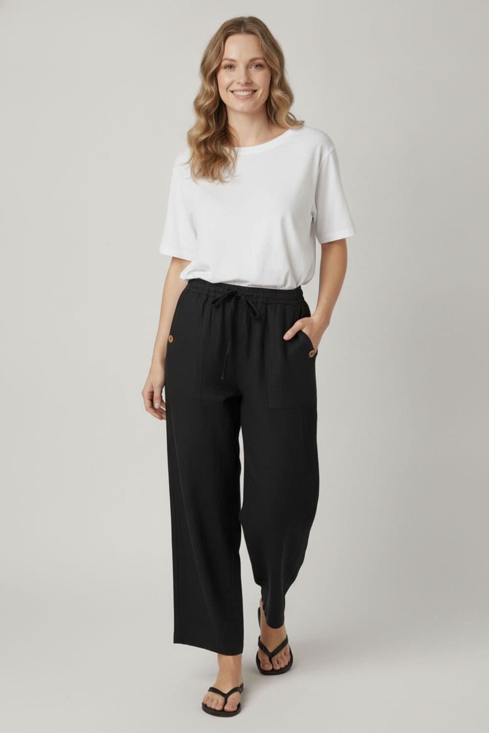 Izabel London Izabel London Women's Drawstring High Waist Relaxed Trousers in Black