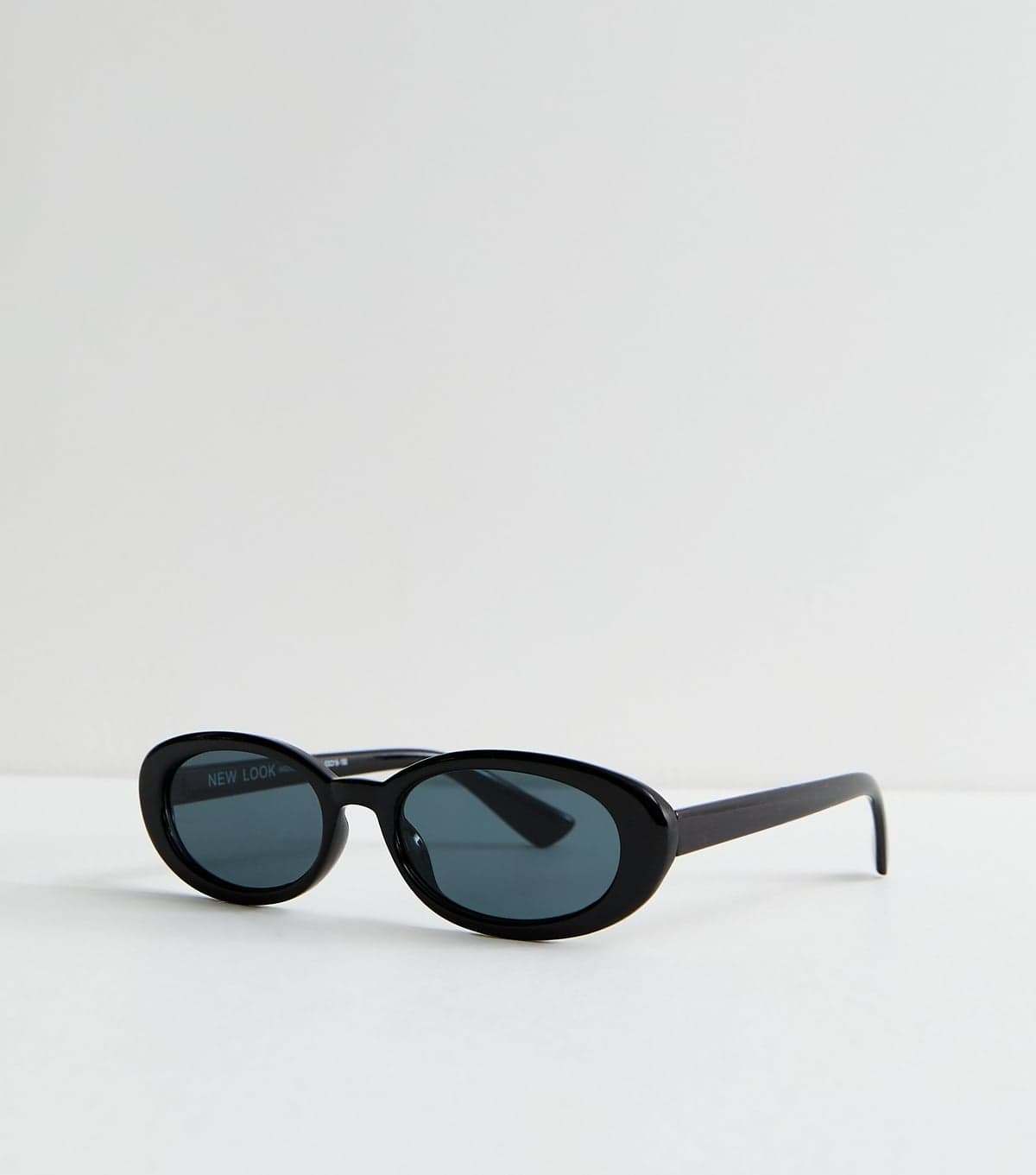 New Look Black Oval Tinted Sunglasses New Look
