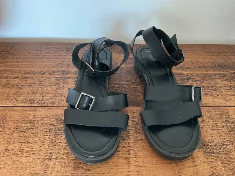 New Look Women’s New Look Black Leather Sandals Size 8 Chunky Sole Worn Once