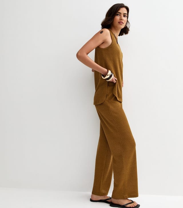 New Look Women's Khaki Brown Textured Wide Leg Trousers New Look - 3
