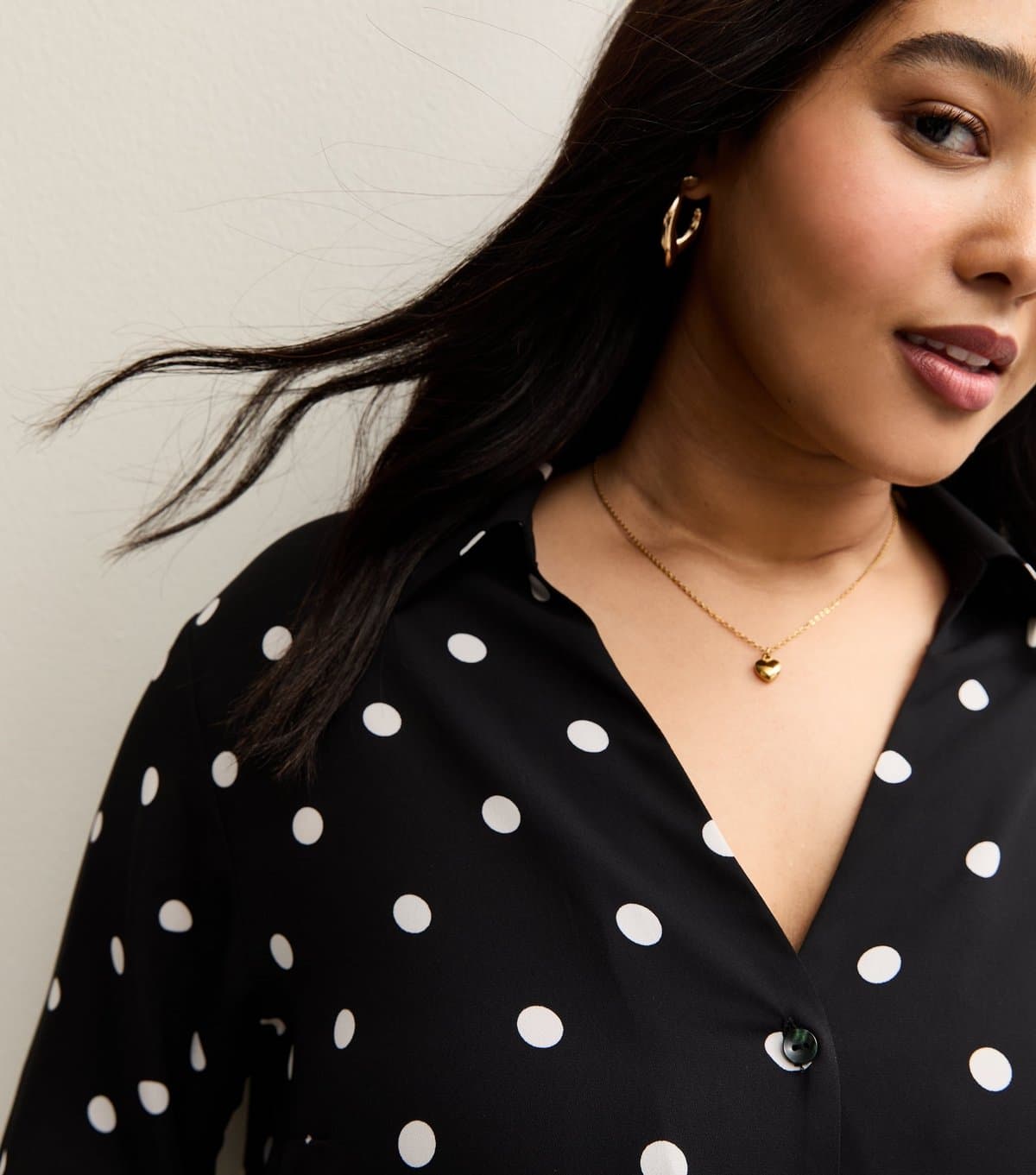 New Look Women's Plus Size Black Polka Dot Open Collar Shirt Curves New Look