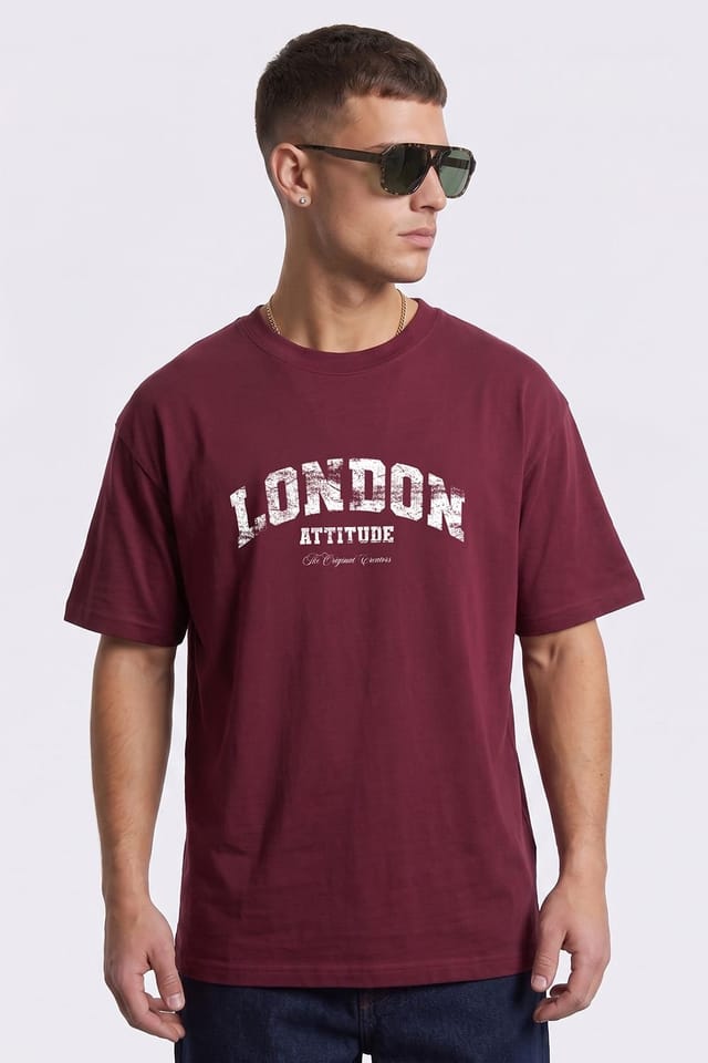 LONDON ATTITUDE LONDON ATTITUDE Men's Fearless Street Culture Oversized Heavyweight Graphic T-Shirt in Burgundy - 2