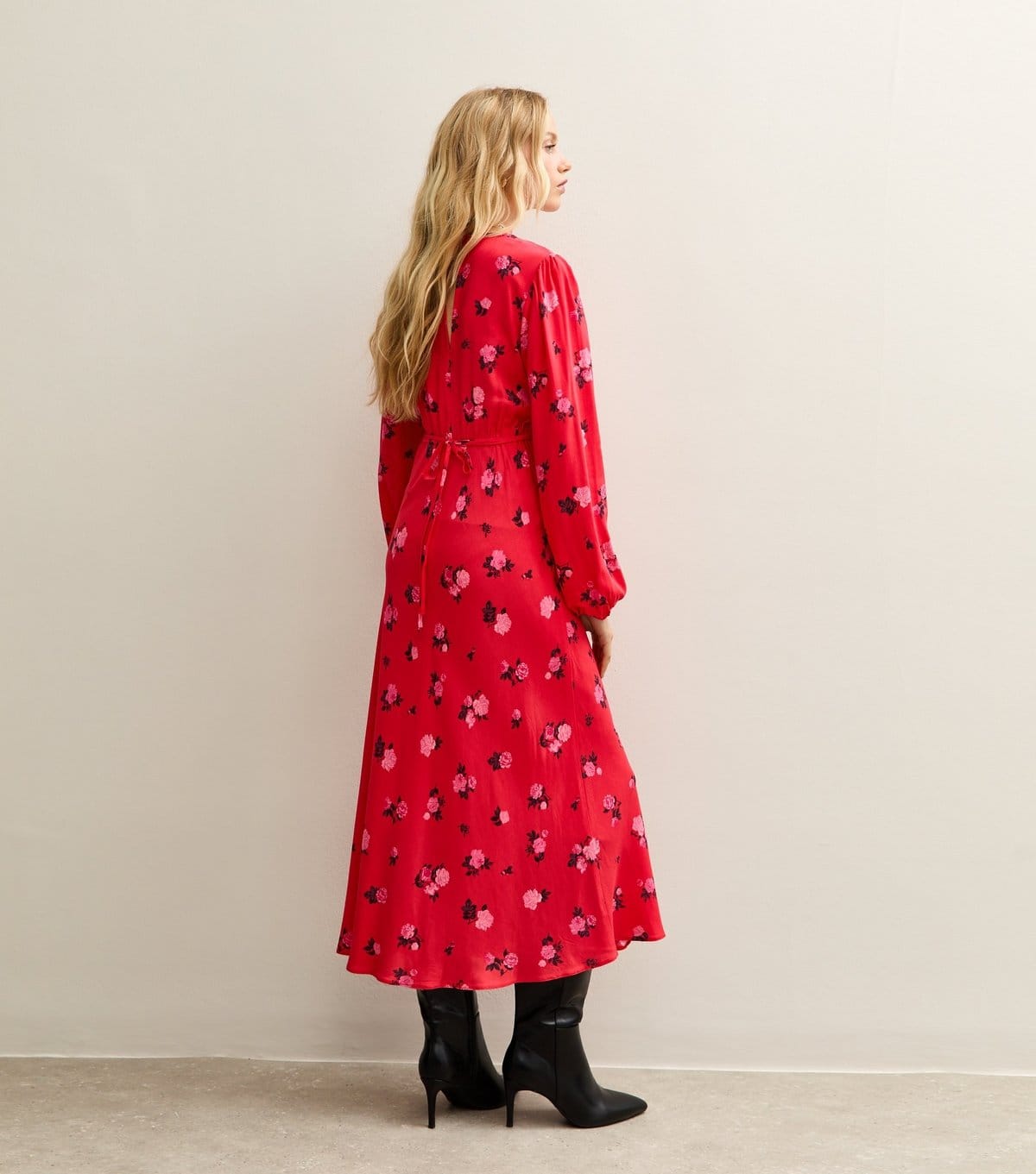 New Look Women's Red Rose Print Midi Dress New Look - 4