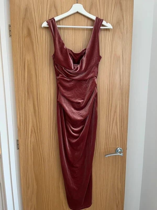 ASOS ASOS Rose Velvet Dress size 8