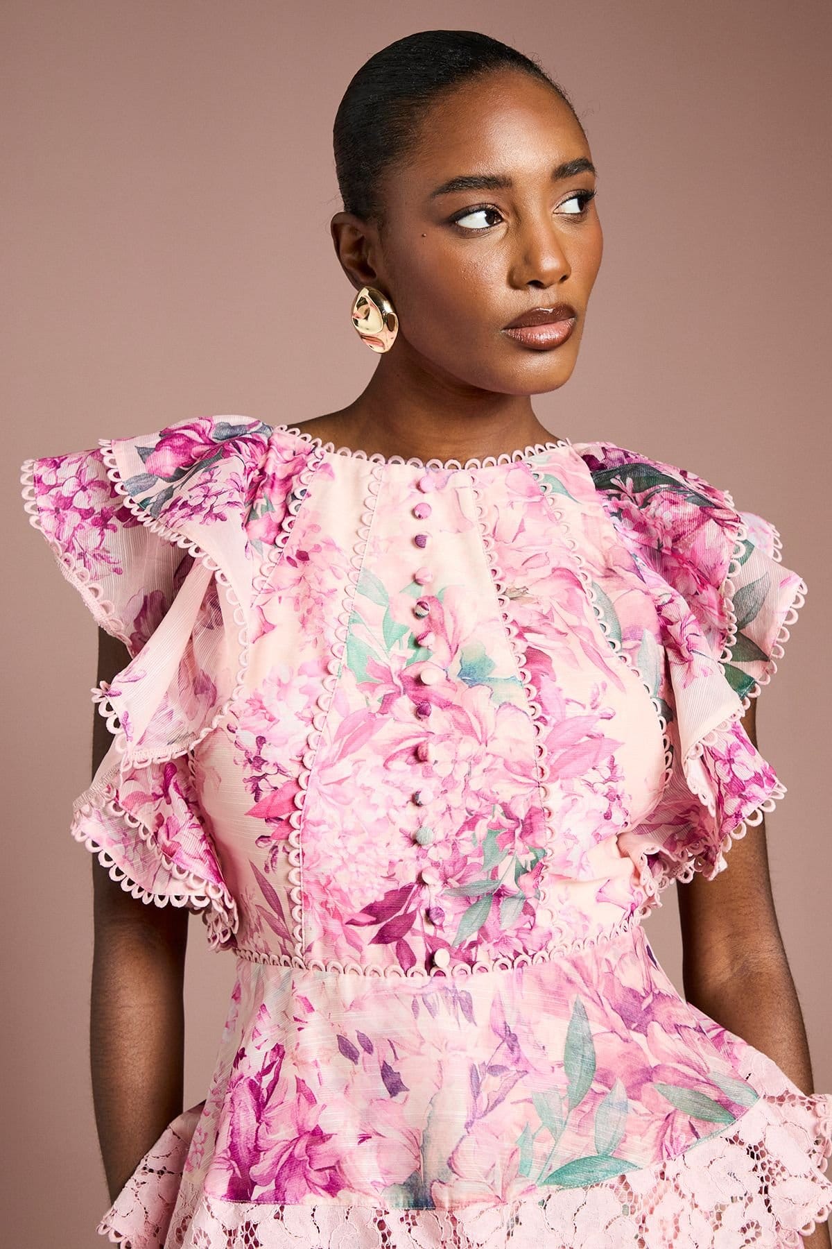 Coast Coast Women's Lace Trim Printed Ruffle Midi Dress in Blush - 4