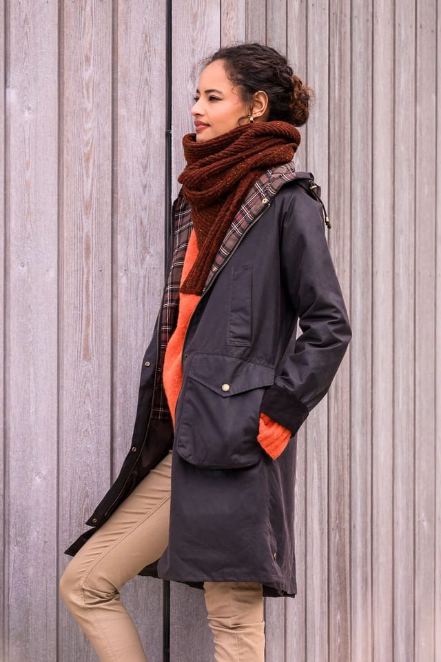 Celtic & Co Celtic & Co Women's Wax Cotton Overcoat in Dark Brown - 3