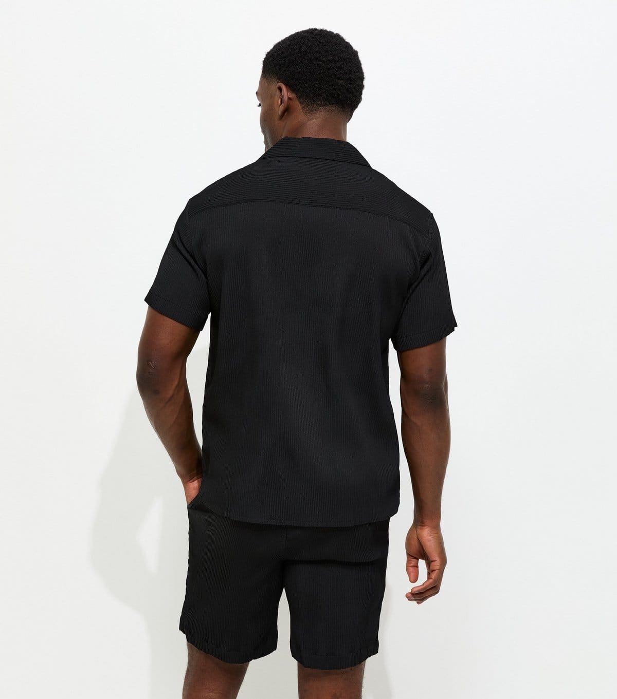 jack & jones Men's Black Relaxed Striped Short Sleeve Shirt Jack & Jones New Look - 4