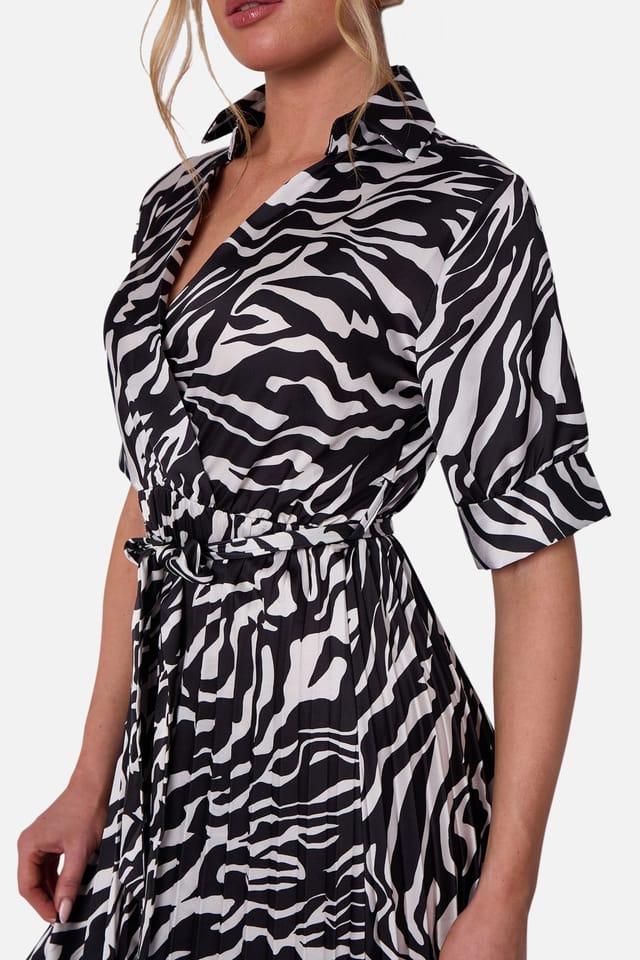 Gini London Gini London Women's Black Zebra Pleated Belted Wrap Midi Dress - 2