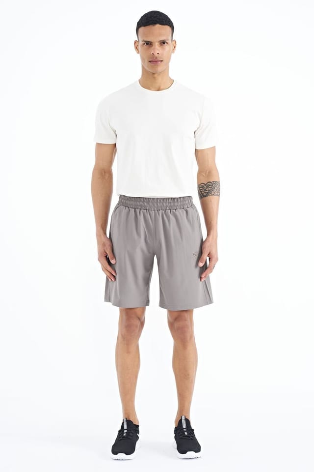 Tommy Life Tommy Life Men's Regular-fit Wide-leg Shorts in Grey - 2