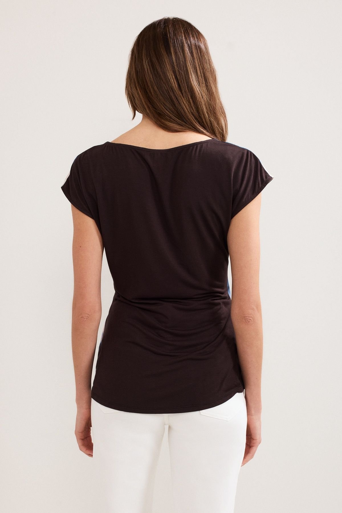 Phase Eight Phase Eight Women's Honor Blurred Twist Front Top in Midnight - 4