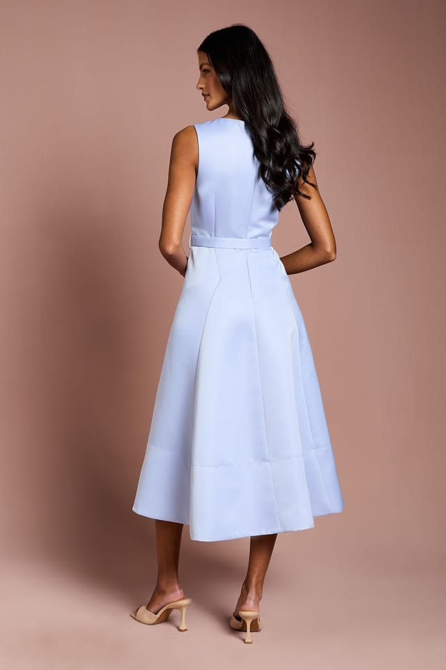 Coast Coast Women's Petite V Neck Structured Satin Belted Midi Dress in Blue - 3