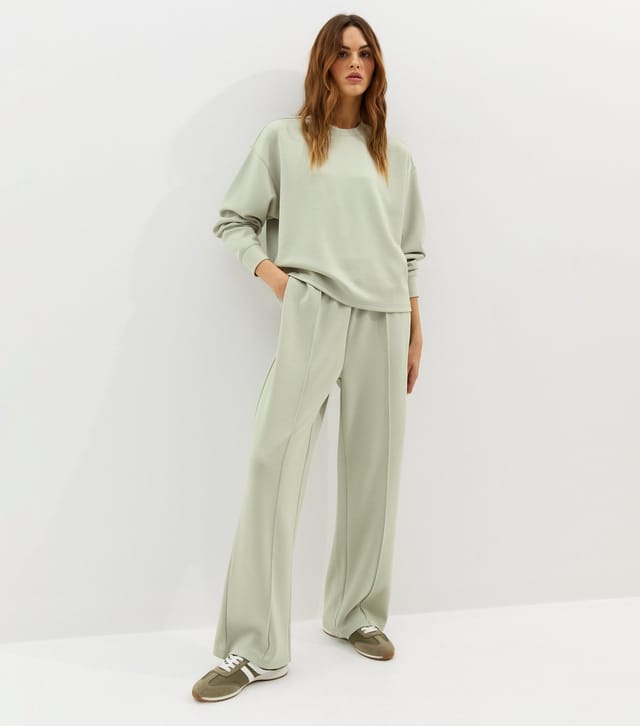 New Look Women's Premium Light Khaki Jersey Joggers New Look - 2