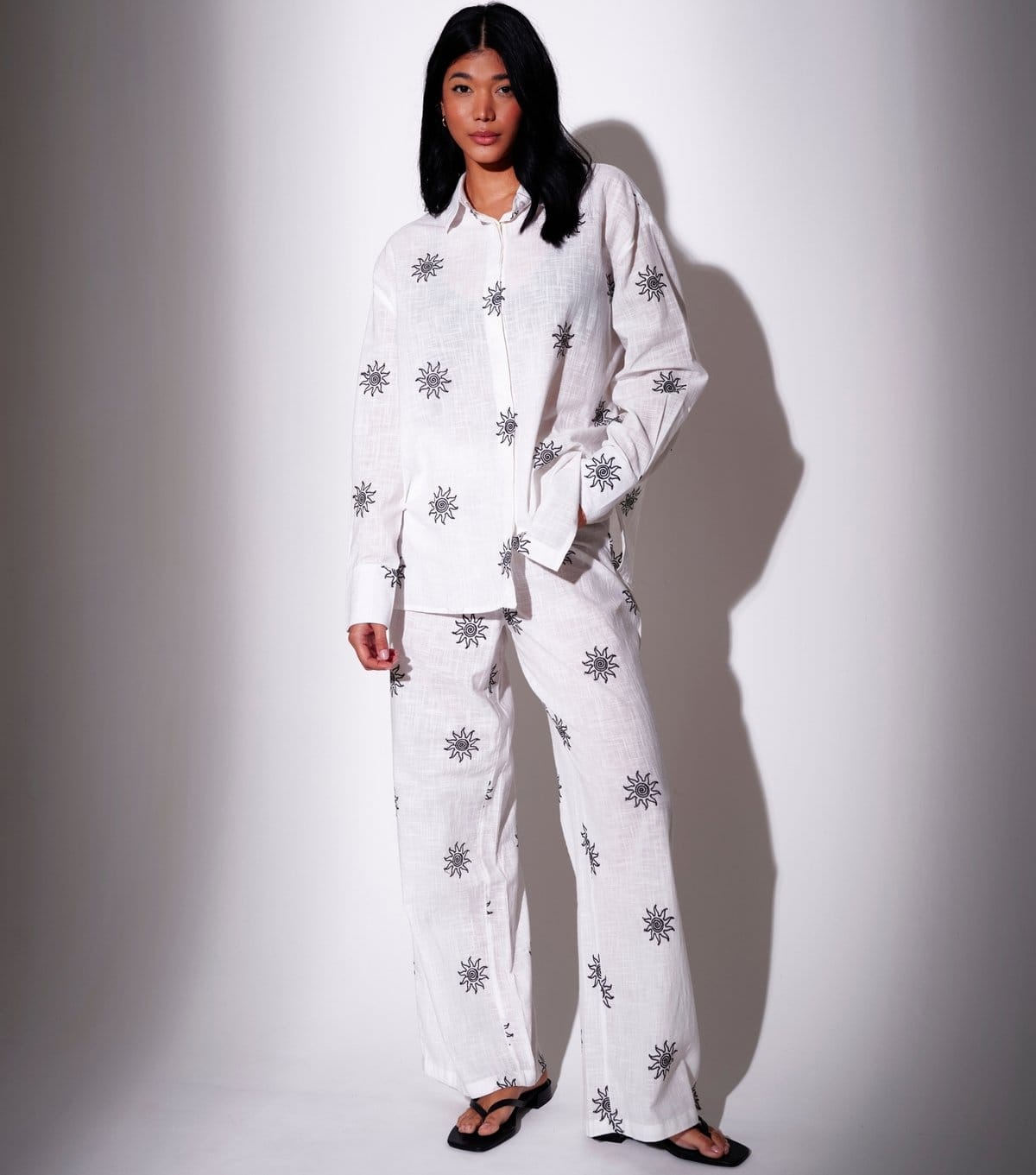 South Beach Women's White Cotton Embroidered Sun Beach Shirt South Beach New Look - 4