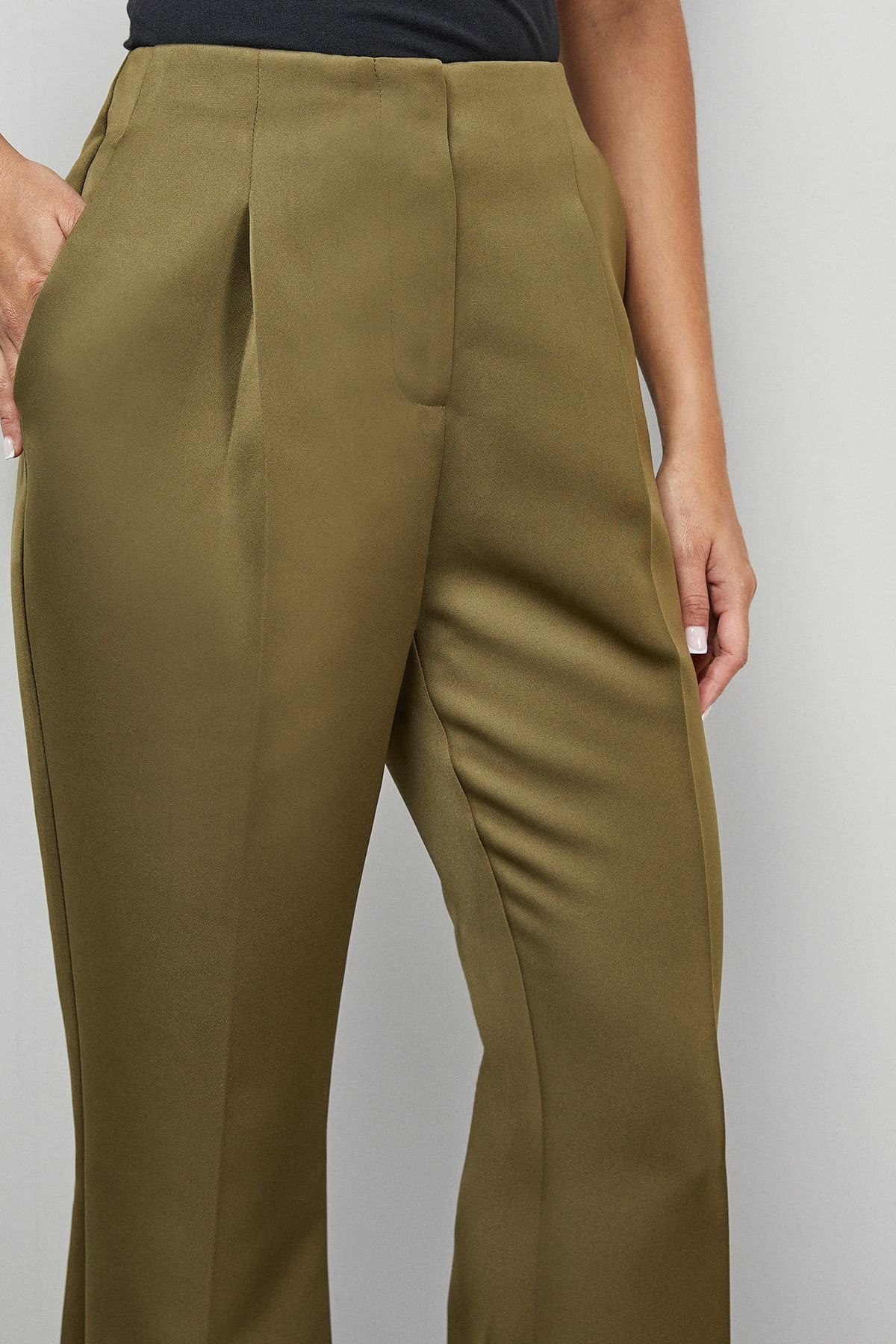 Warehouse Warehouse Women's Premium Satin Clean Waistband Flare Trousers Co-ord in Olive - 4