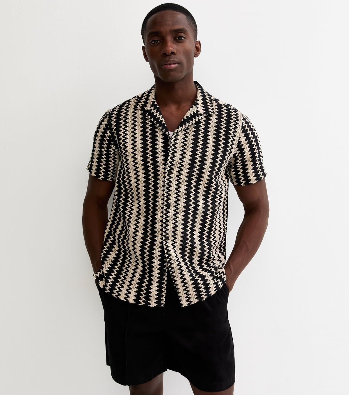 New Look Men's Black Regular Zig Zag Knit Shirt New Look