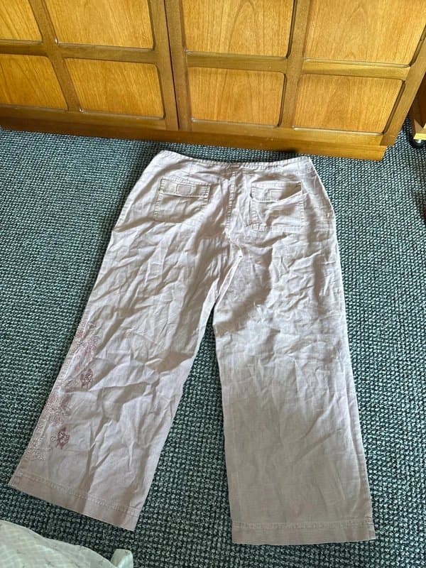 New Look 2000s pink trousers with embroidery detail