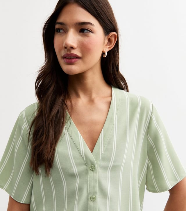 New Look Women's Green Striped Short Sleeve Shirt New Look - 2