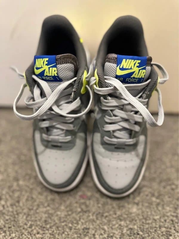 Nike Nike air force react