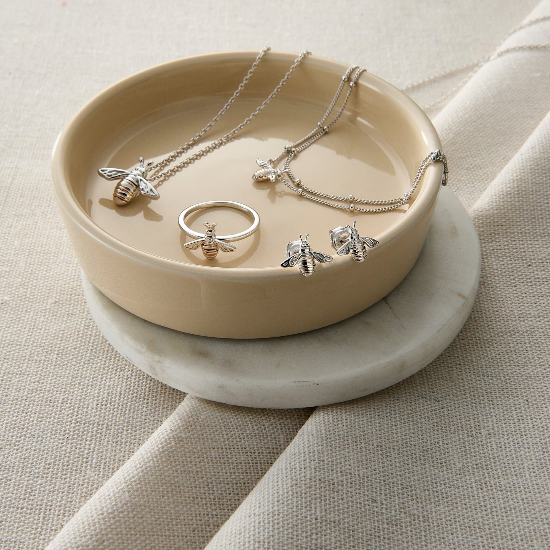 Clogau Clogau Women's Nature's Wonder Sterling Silver Honey Bee Double-Chain Bracelet in Metallics - 4