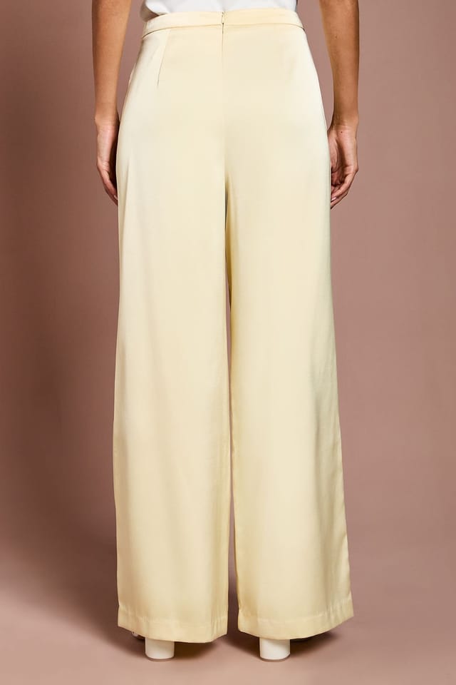 Coast Coast Women's Satin Flare Trouser in Lemon - 3