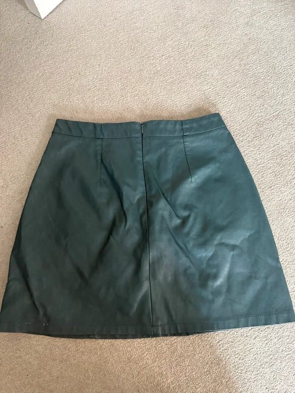 New Look Green faux leather mini skirt