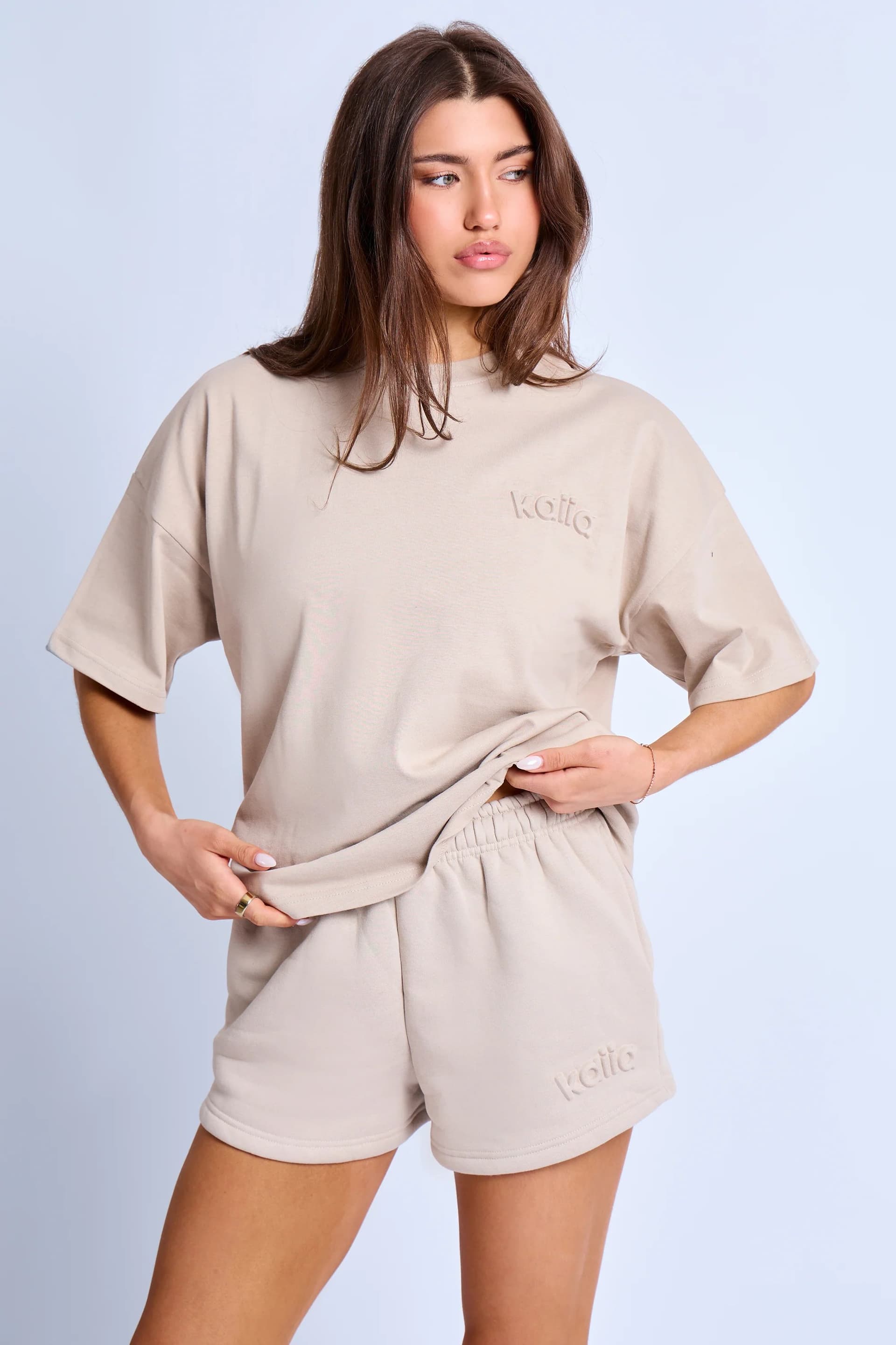 Kaiia Kaiia Embossed Logo Shorts Ash Taupe