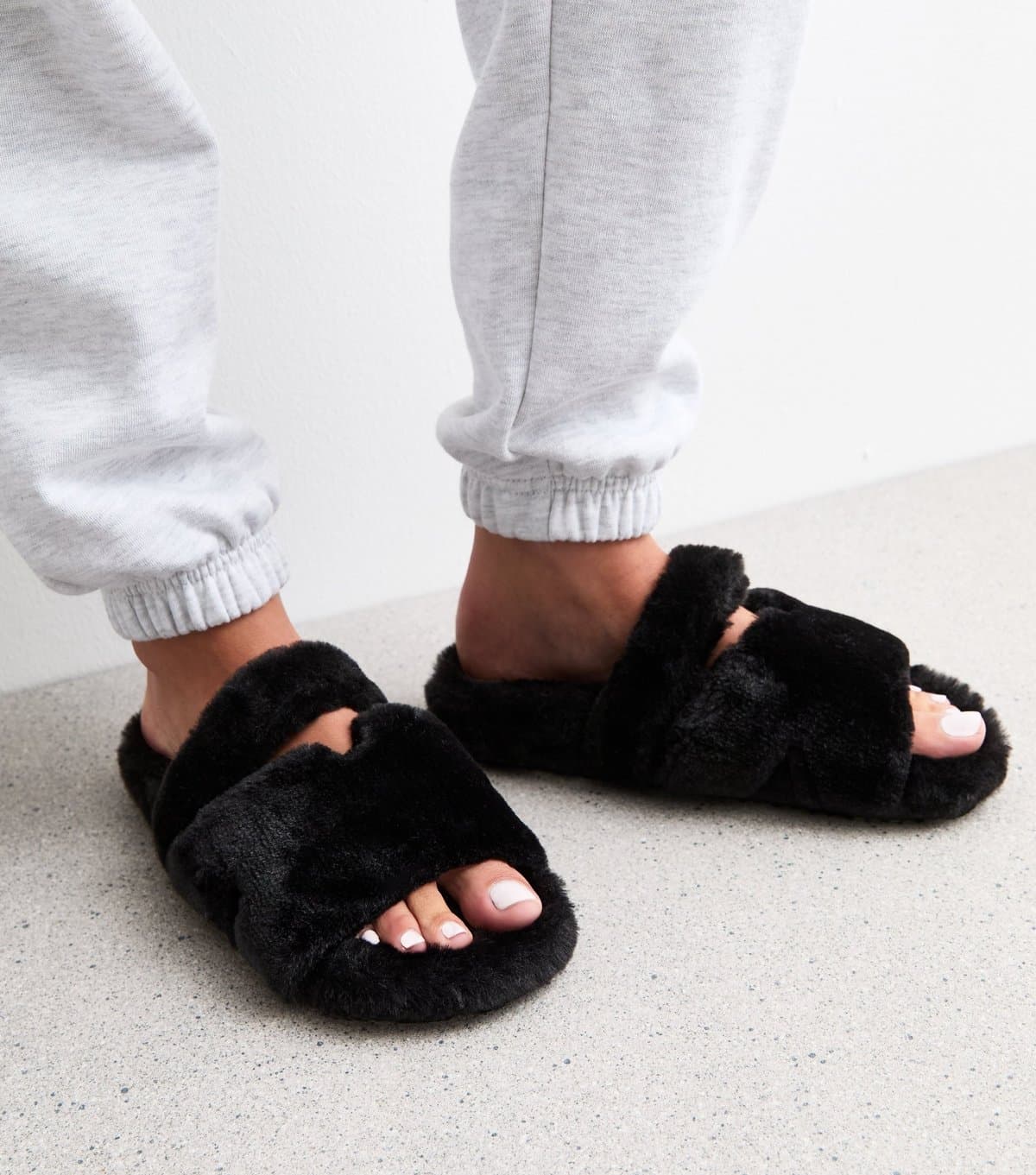 New Look New Look Black Faux Fur Double Strap Slippers