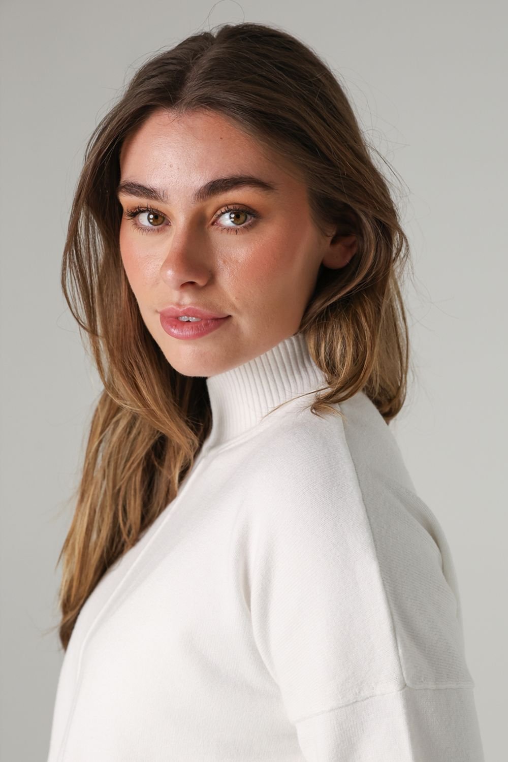 French Connection French Connection Women's High Neck Cosy Long Sleeve Jumper in White - 4