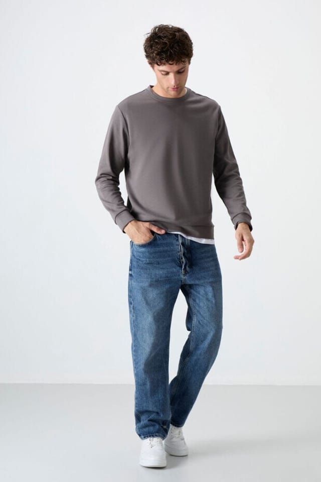 Tommy Life Tommy Life Men's Plain Crew Neck Sweatshirt in Grey - 2