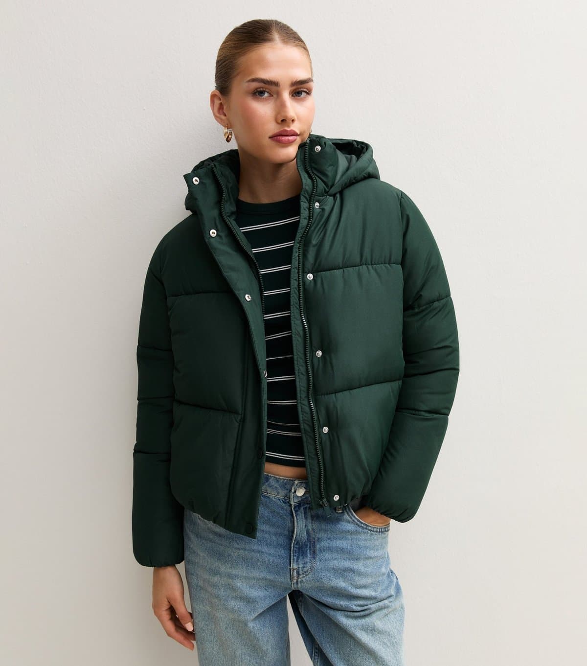 New Look Women's Dark Green Hooded Crop Puffer Jacket New Look