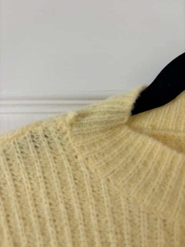 Bershka Cropped knitted jumper