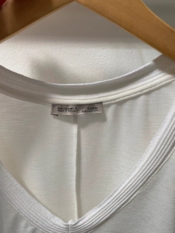 Zara Zara white flowy top with v neck