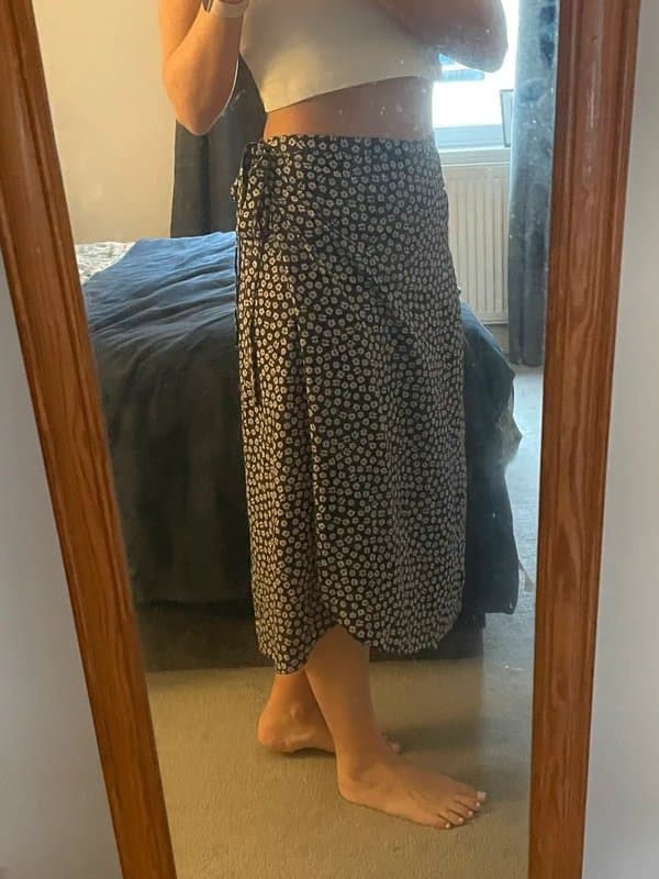 New Look New look floral wrap skirt size 10 midi