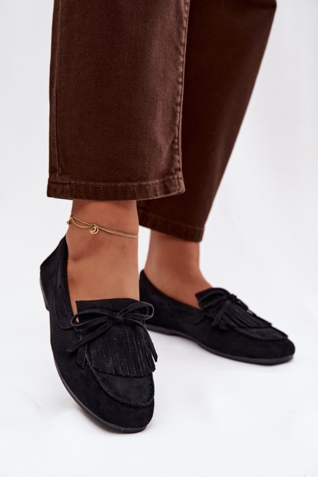 Love Lace Love Lace Women's Flat Suede Moccasins with Fringe & Bow Detail Shoes Slip On in Black
