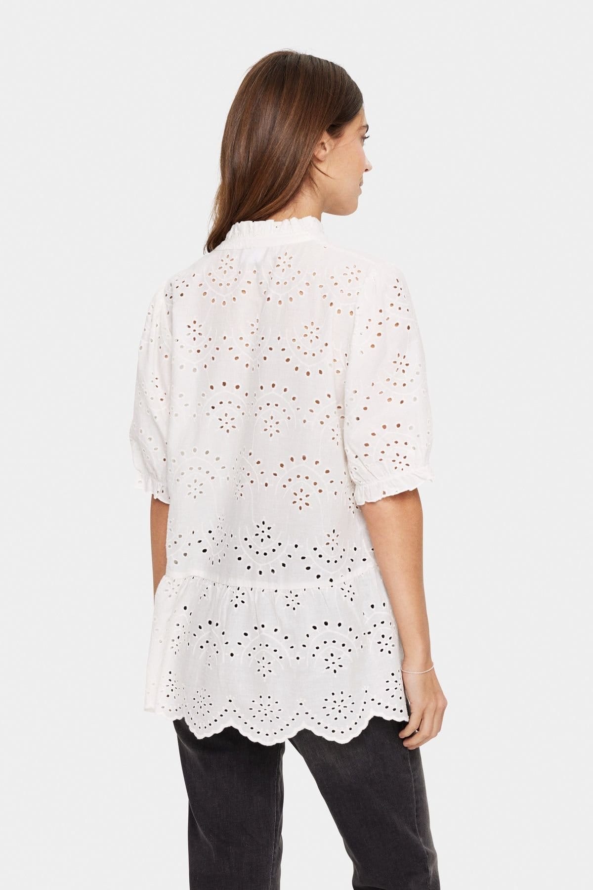 Saint Tropez Saint Tropez Women's Geleksa V-Neck Blouse in Off-White - 4