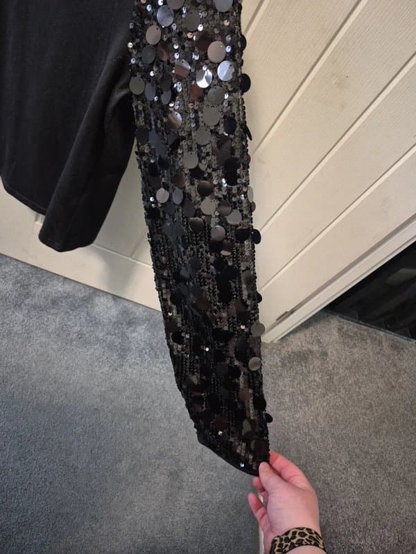 New Look Long sleeve sequined tshirt