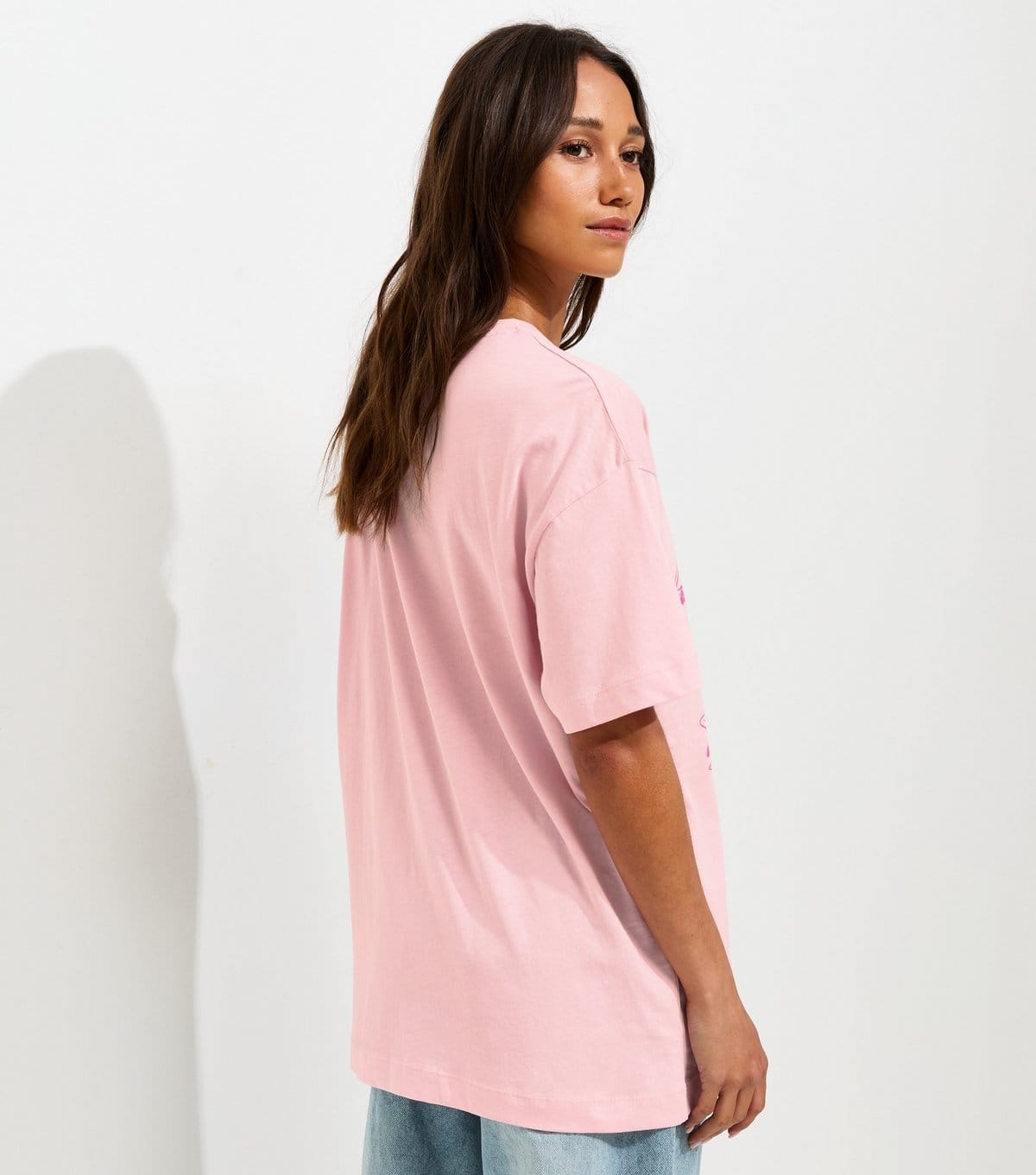 New Look Women's Light Pink Cotton Hotel Paradiso Oversized T-Shirt New Look - 4