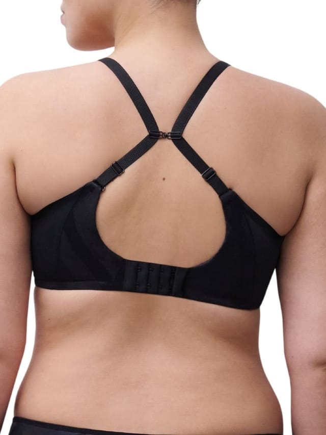 Chantelle Chantelle Women's Glaze Very Covering Moulded Bra in Black - 3