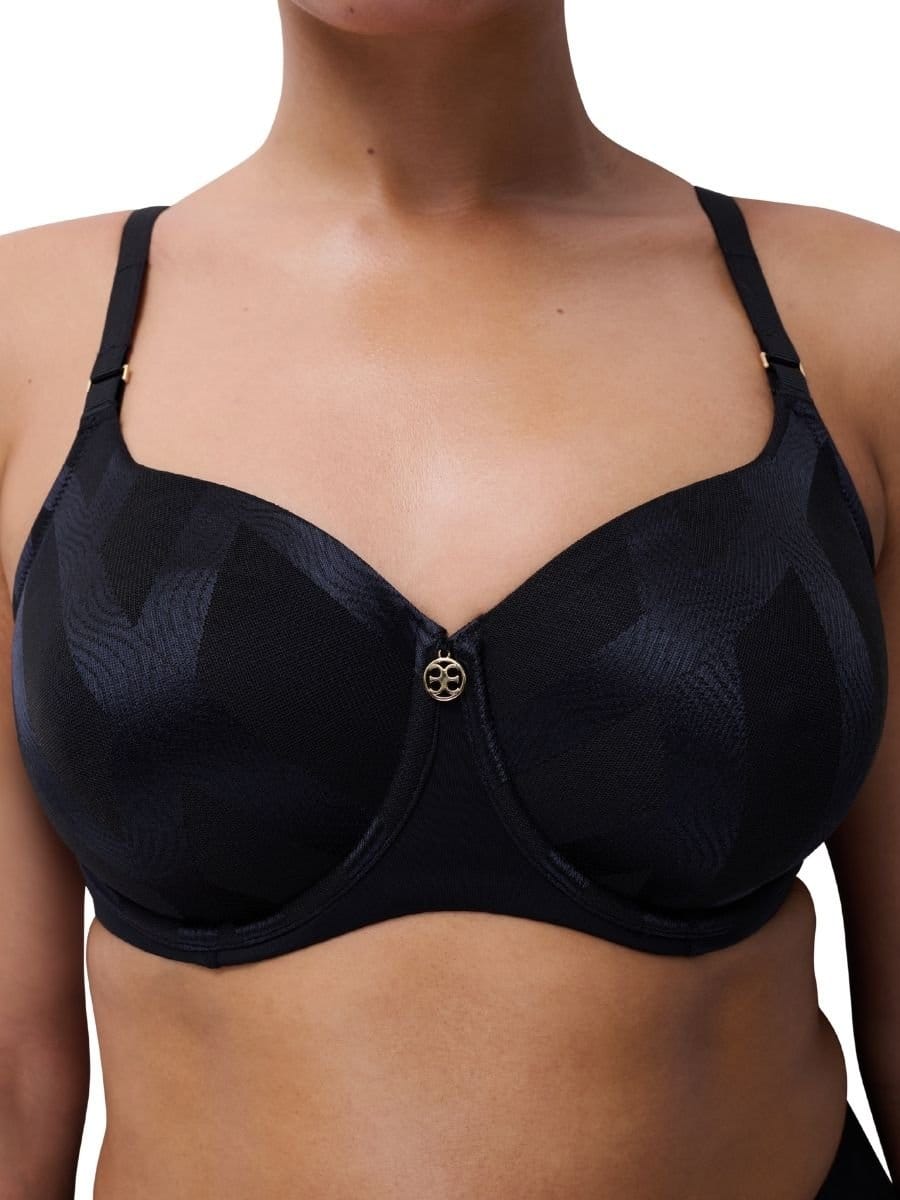 Chantelle Chantelle Women's Glaze Very Covering Moulded Bra in Black - 4