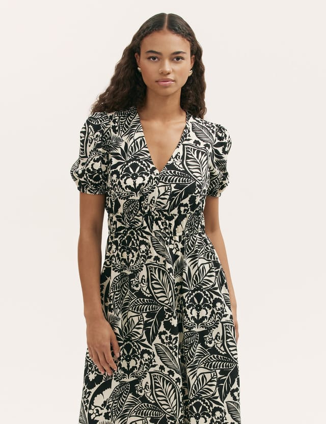 Finery London Finery London Women's Katerina Printed Midi Dress in Black - 2