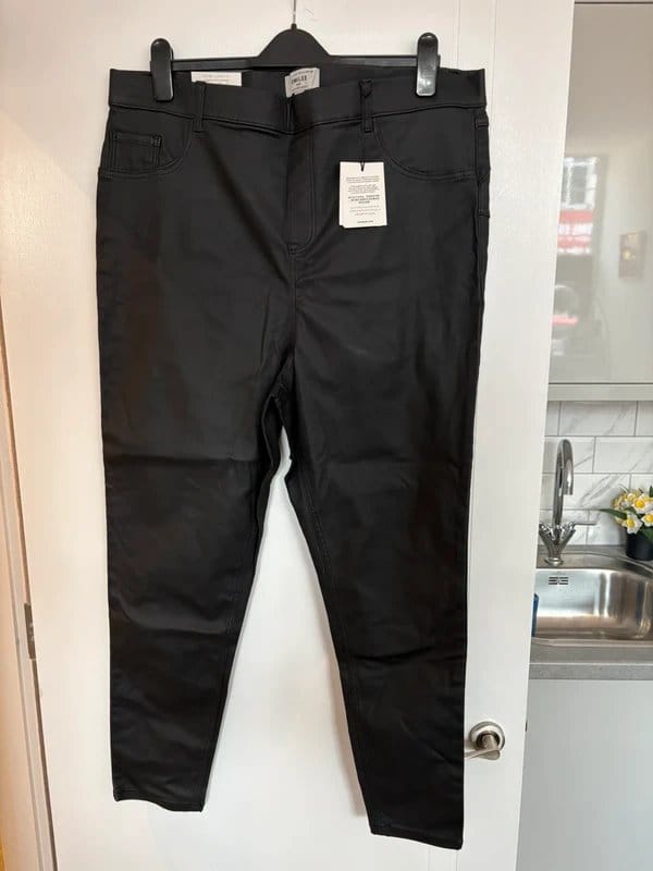 New Look New look lift and shape jeggings size 24 - 1