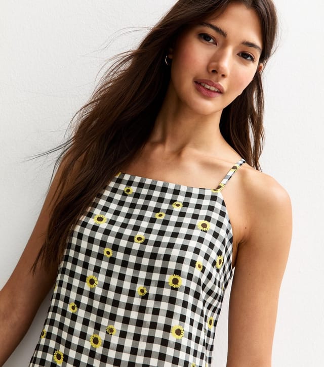 New Look Women's Black Gingham Sunflower Print Mini Shift Dress New Look - 2