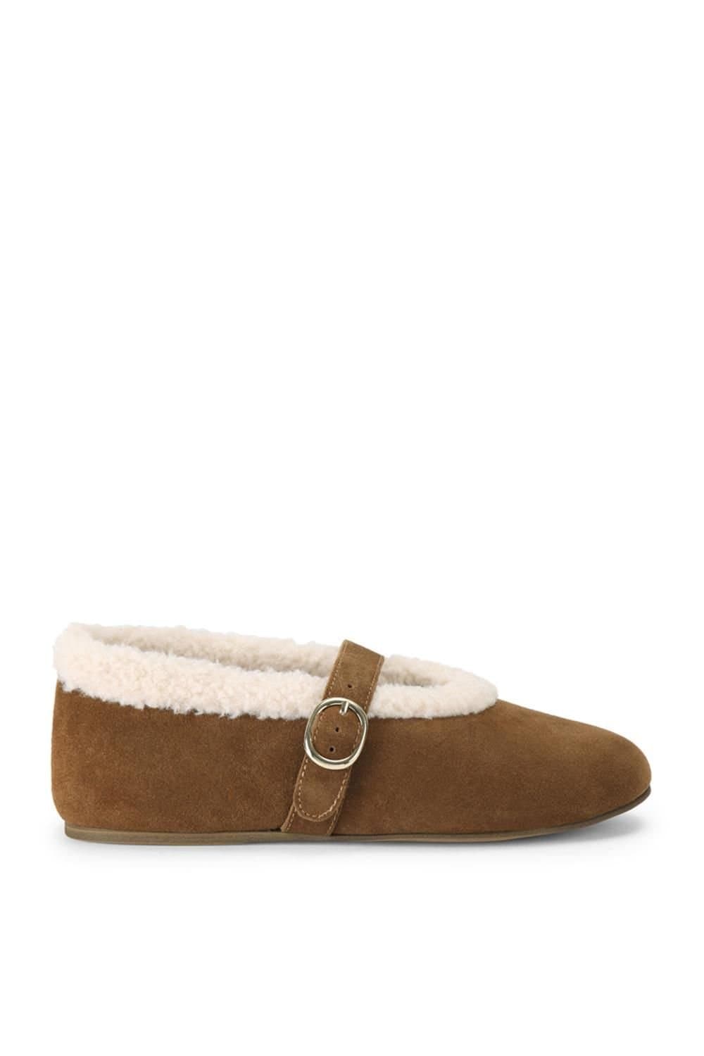 Steve Madden STEVE MADDEN Women's 'Lodge Brown' Suede Flats in Brown