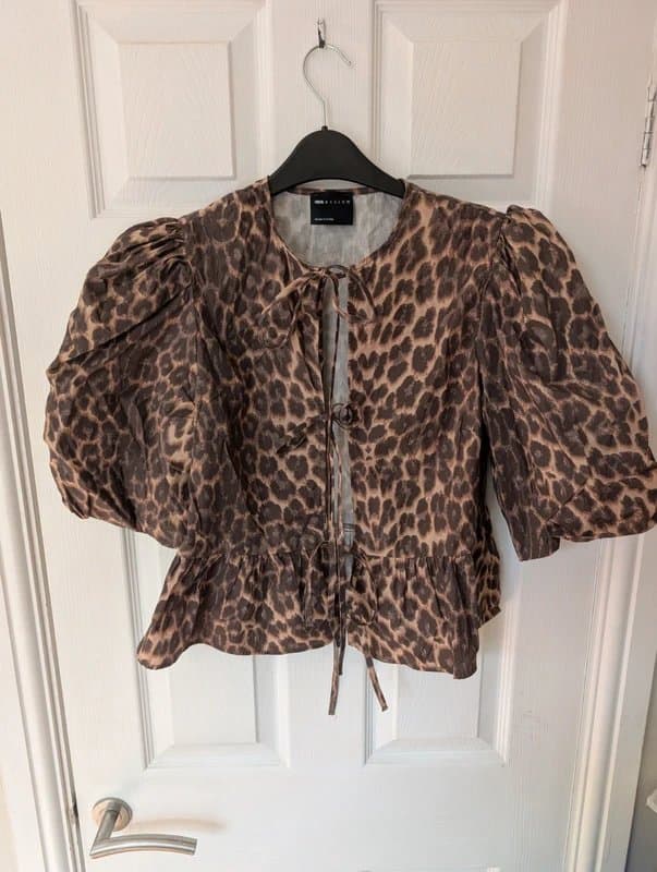ASOS ASOS leopard print blouse