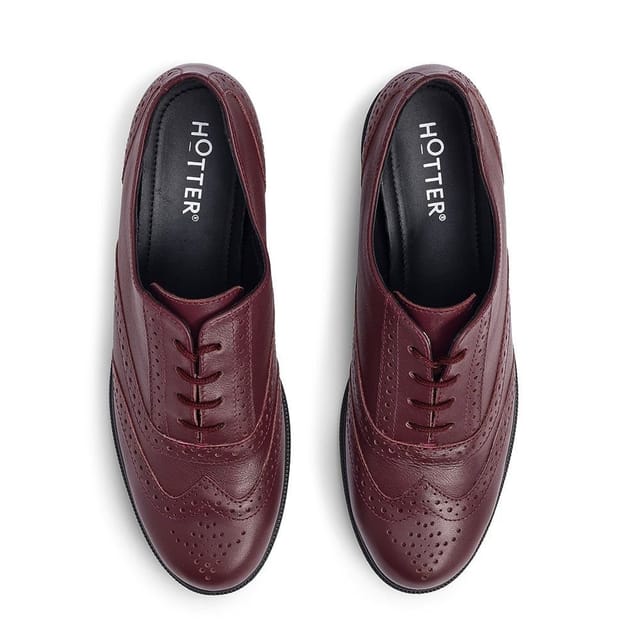 Hotter Hotter Women's 'Echo' Smart Brogues in Maroon - 3