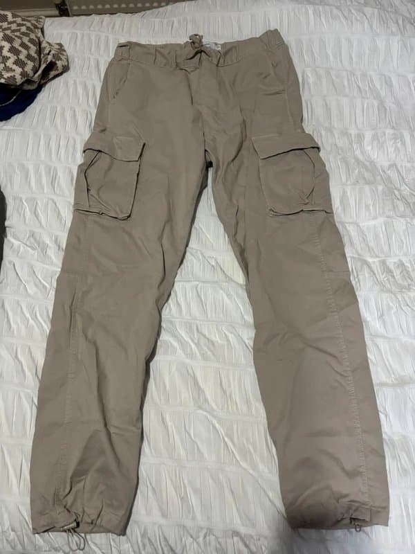 Bershka Men’s Cargo Pants