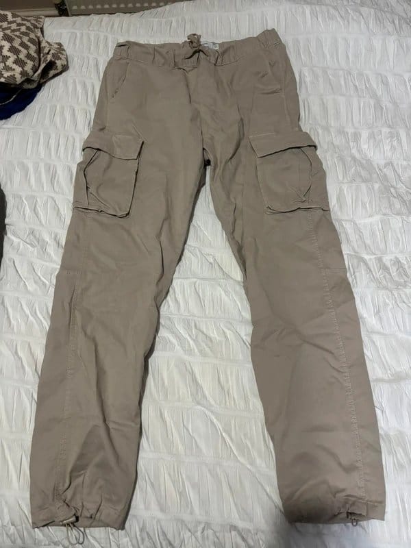 Bershka Men’s Cargo Pants - 1