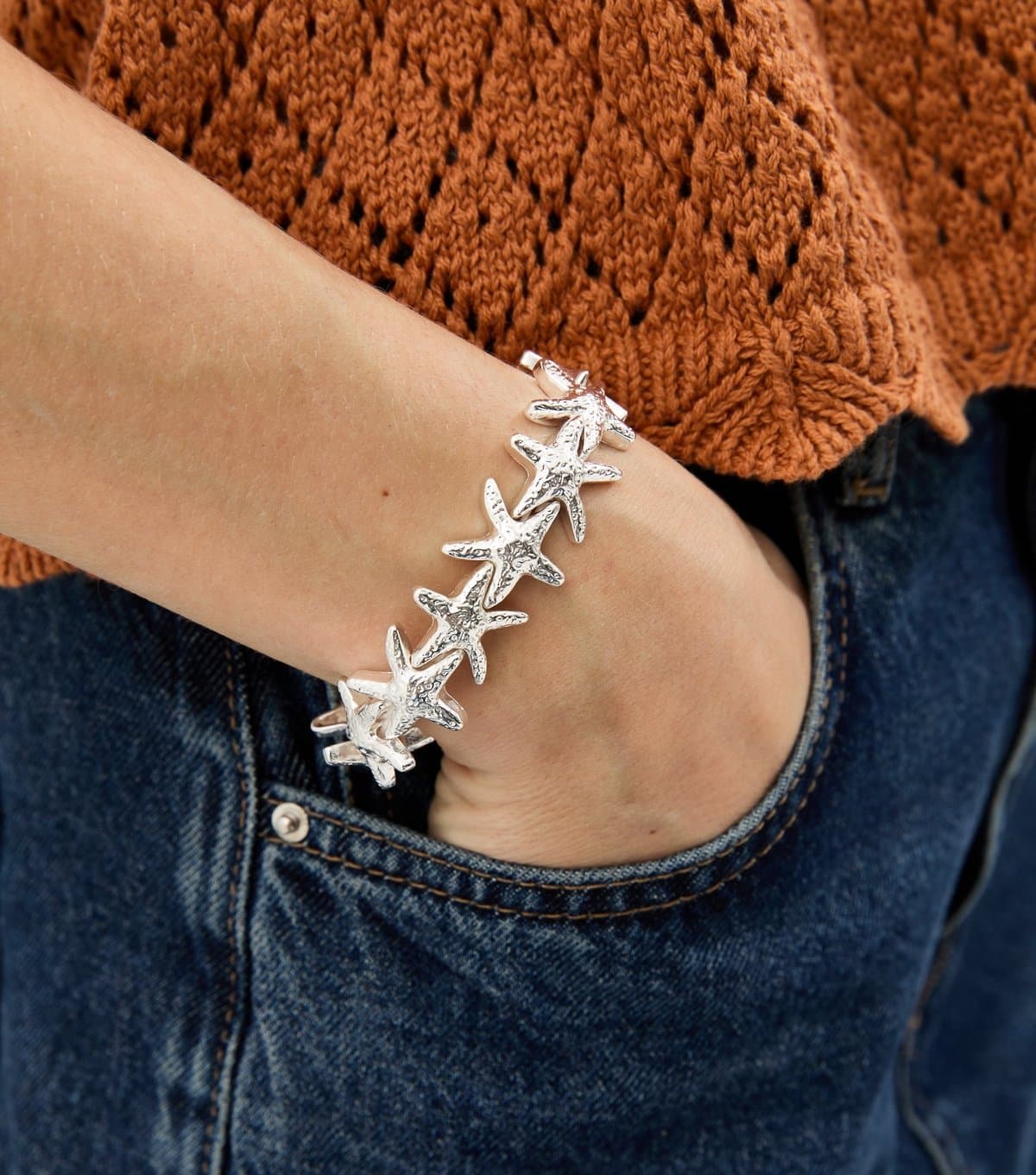 New Look Silver Tone Starfish Charm Stretchy Bracelet New Look