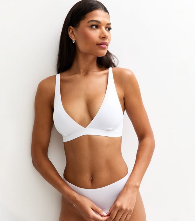 New Look Women's White Deep V-Neck Non Wired Bra New Look - 2
