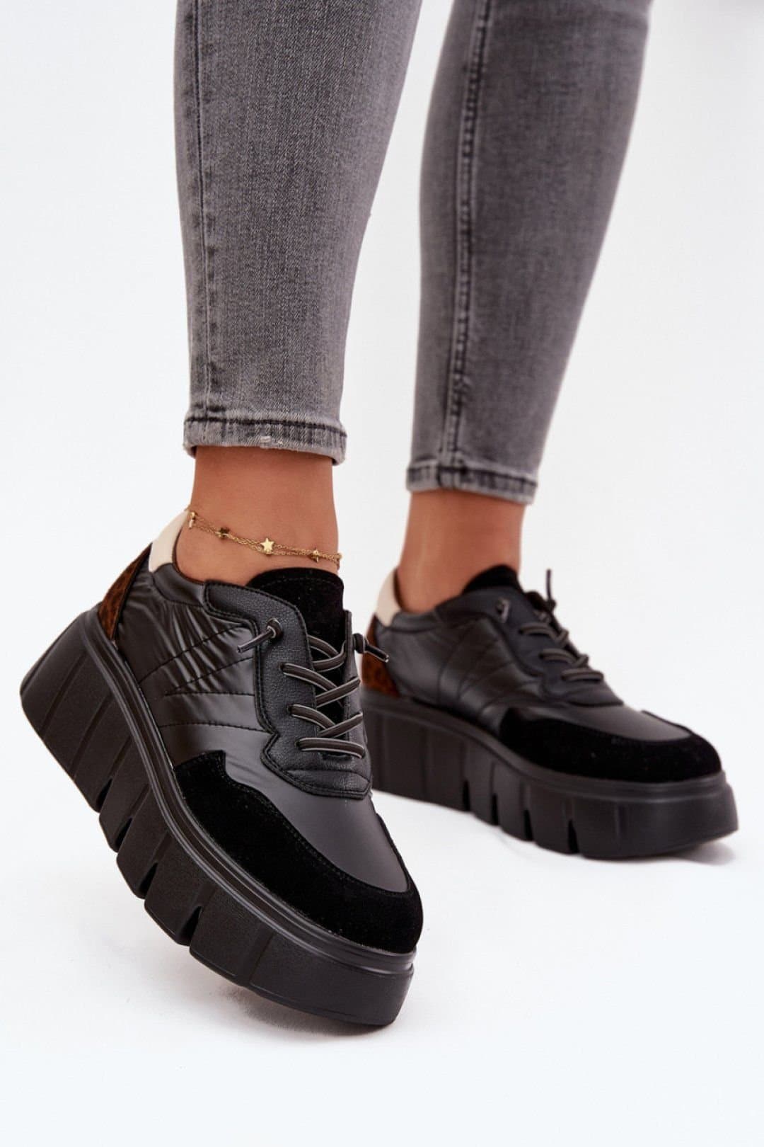Love Lace Love Lace Women's Sport Shoes Casual Sneakers Textile & Comfort in Black
